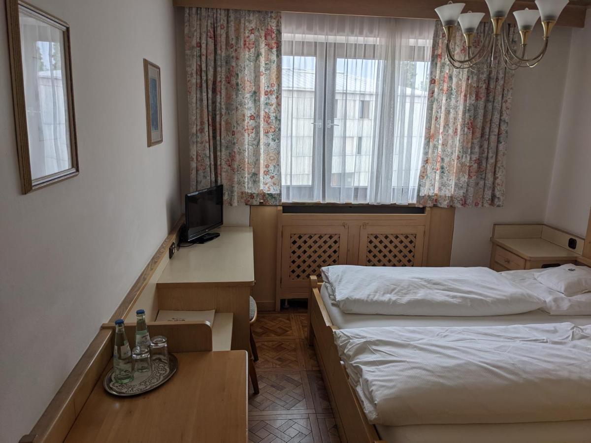 Neuwirt Hotel 3*